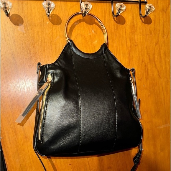 BLACK International Concepts Purse - Picture 1 of 9